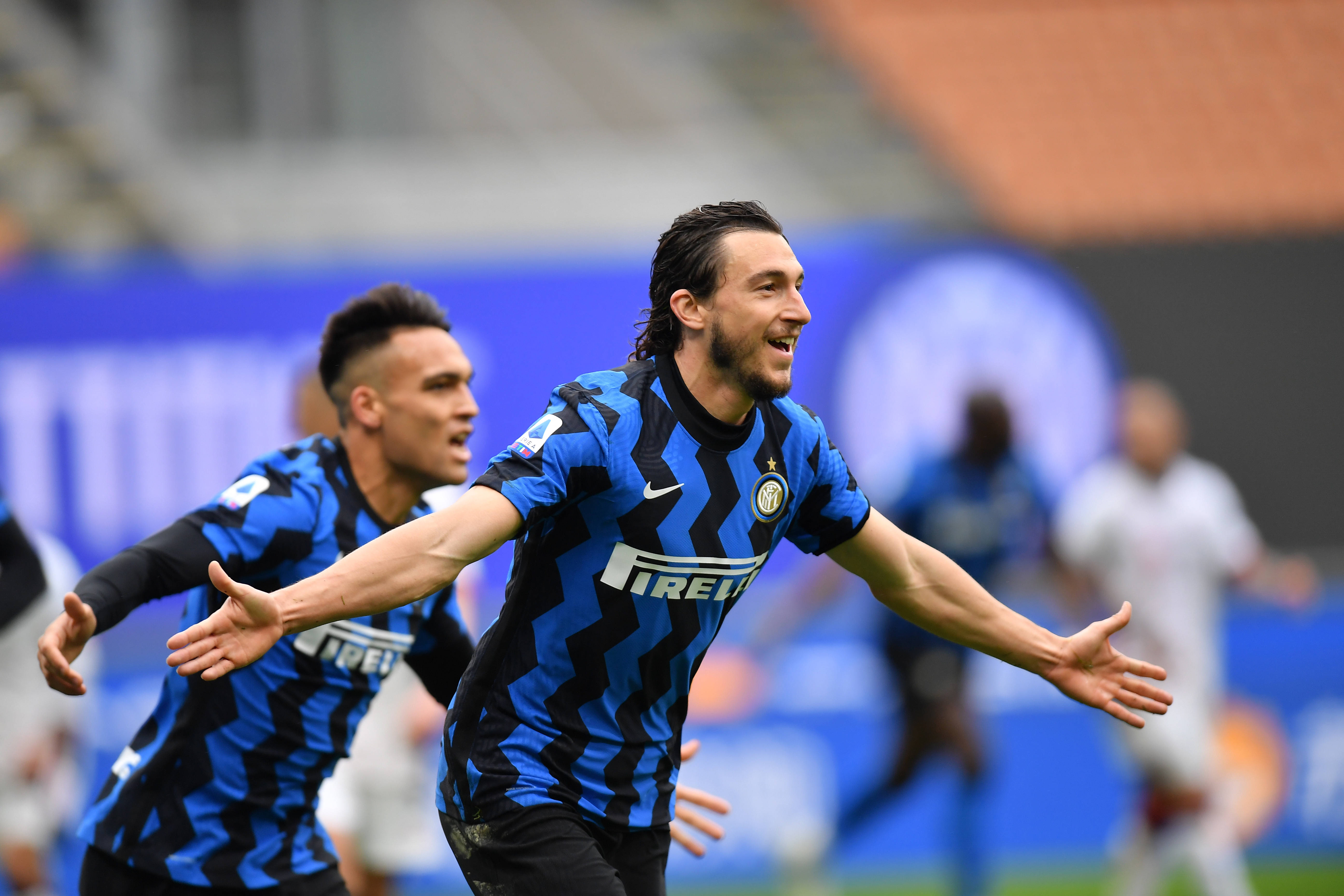 大连英博向上海海港发贺信：祝贺海港夺得2025赛季中超冠军