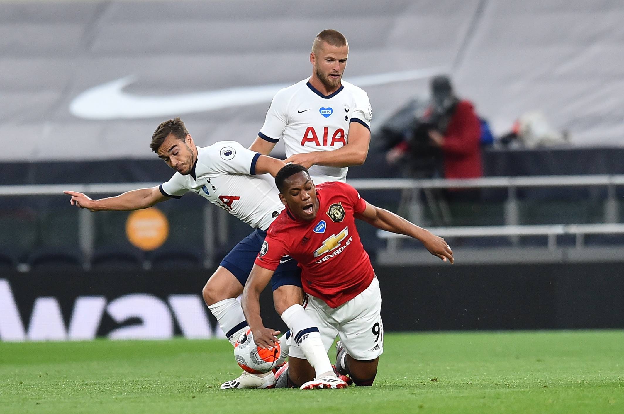 西甲战报：穆里奇双响，博约莫斯绝平，马略卡2-2奥萨苏纳