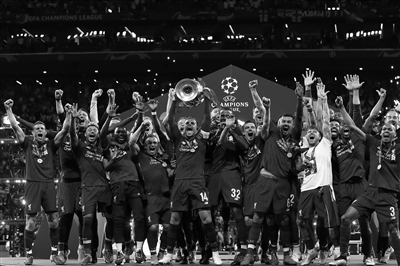 正式抗议！利物浦就范戴克进球被吹向裁判公司提出严重质疑（利物浦官方申诉：就范戴克被判无效进球向裁判机构提出强烈质疑）