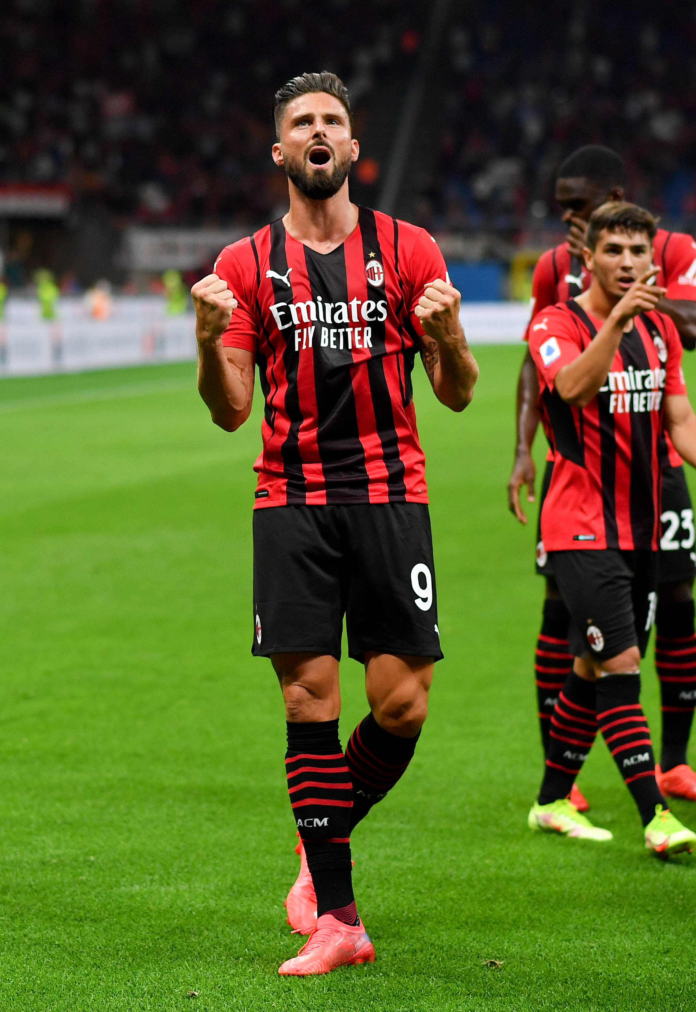 心中充满万分不舍 费雷罗回应与阿卡结束合作（难掩不舍，费雷罗回应与阿卡结束合作）