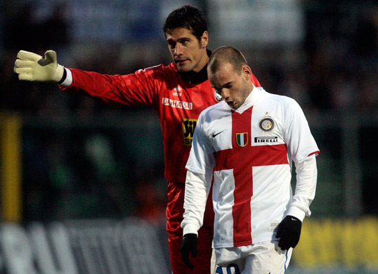 名记：字母哥与队友召开会议，呼吁全队无视外界杂音