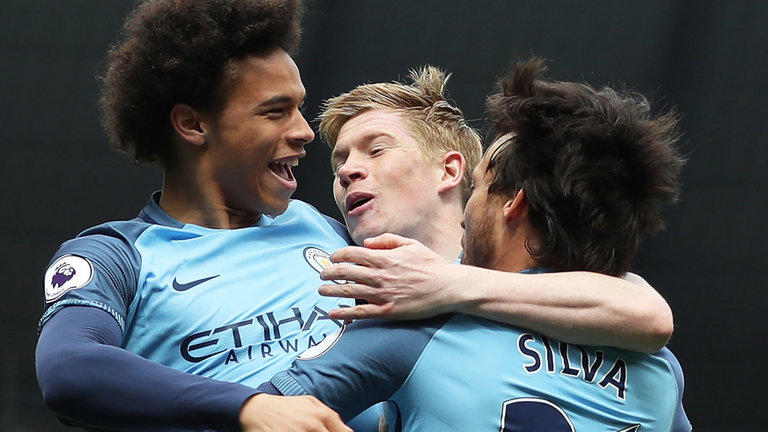 电讯报：前扑克牌手博德领导的财团获准优先竞标谢周三（电讯报：前职业扑克手博德领衔的财团获谢周三优先竞标资格）