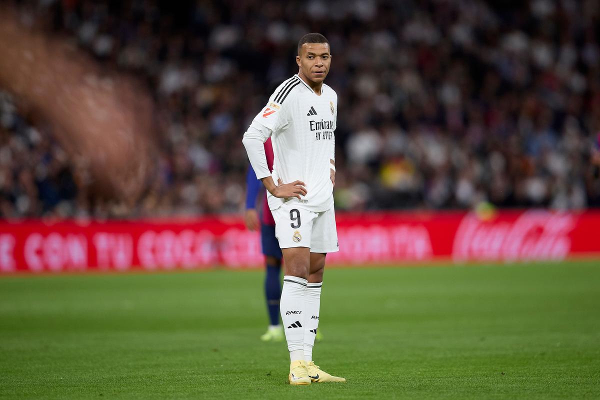 内维尔：利物浦一次次犯错，你真没法信任他们