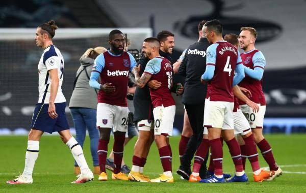 德甲战报：町野修斗、塔巴科维奇破门，门兴格拉德巴赫3-0完胜海登海姆（德甲：町野修斗、塔巴科维奇建功，门兴格拉德巴赫3-0击败海登海姆）