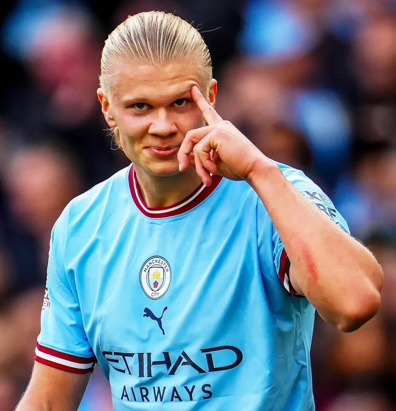 2025／26赛季英超：强势又稳定！阿森纳欧冠、英超双线强势登顶（2025／26赛季：阿森纳强势稳健，欧冠与英超双线登顶）