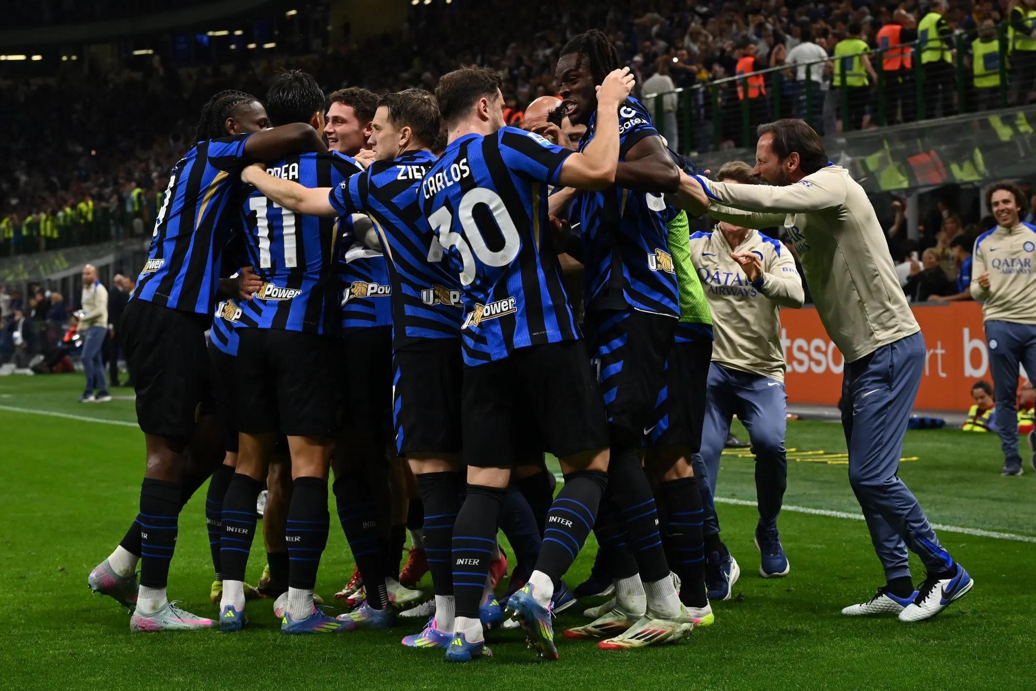 弗拉霍维奇面临长时间休战，意媒：尤文正在关注吉拉西